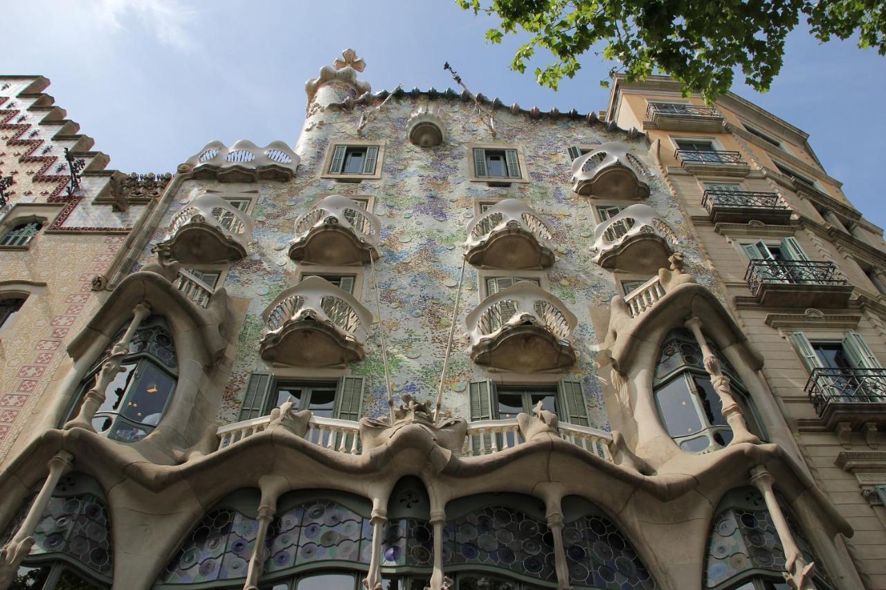 Muntanya - Apartments In Sagrada Familia Barcelona Zewnętrze zdjęcie