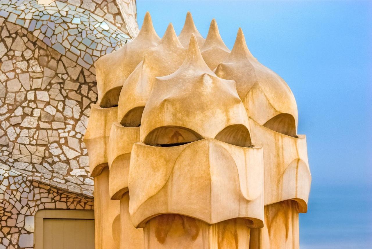 Muntanya - Apartments In Sagrada Familia Barcelona Zewnętrze zdjęcie