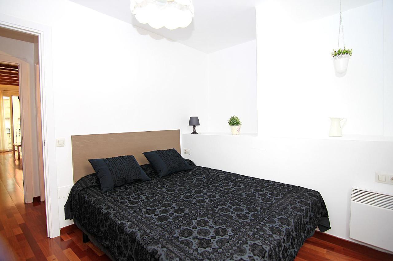 Muntanya - Apartments In Sagrada Familia Barcelona Zewnętrze zdjęcie