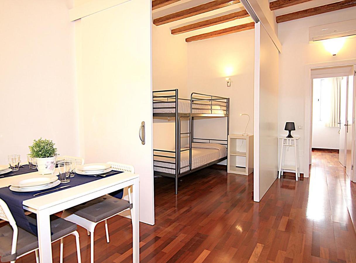 Muntanya - Apartments In Sagrada Familia Barcelona Zewnętrze zdjęcie